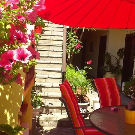 Guest house In Bb In Paradise
