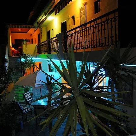 Welcome To Petunia, In Neos-marmaras,xalkidiki ,greece Twin 2 Гостевой дом Неос-Мармарас